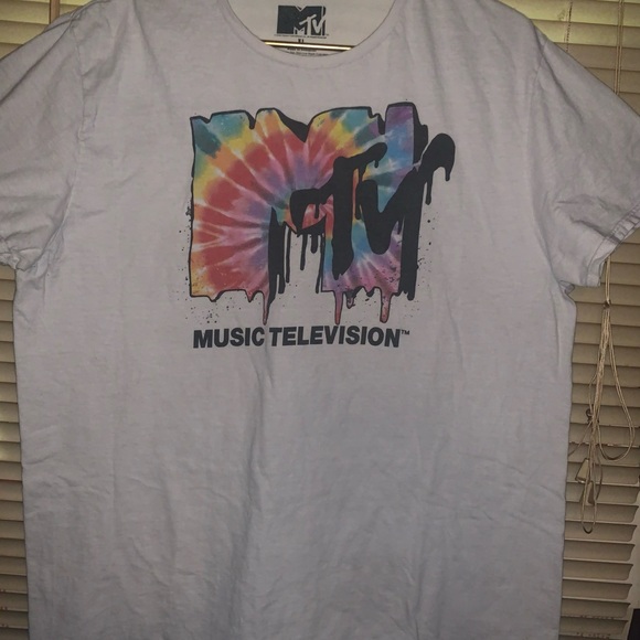Vintage preowned MTV graphic T-shirt. Single-sided graphics. Size XL - Picture 5 of 5